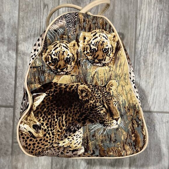 African Animal Safari Themed Medium Duffle & Small Crossbody bag - Picture 5 of 15